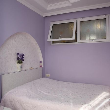 Tamuna Apartment Батуми Екстериор снимка