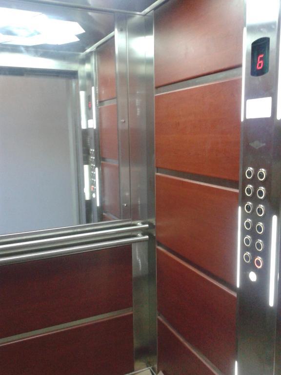Tamuna Apartment Батуми Стая снимка