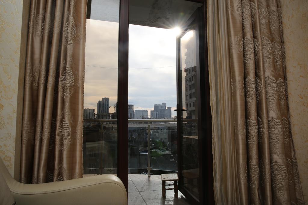 Tamuna Apartment Батуми Екстериор снимка