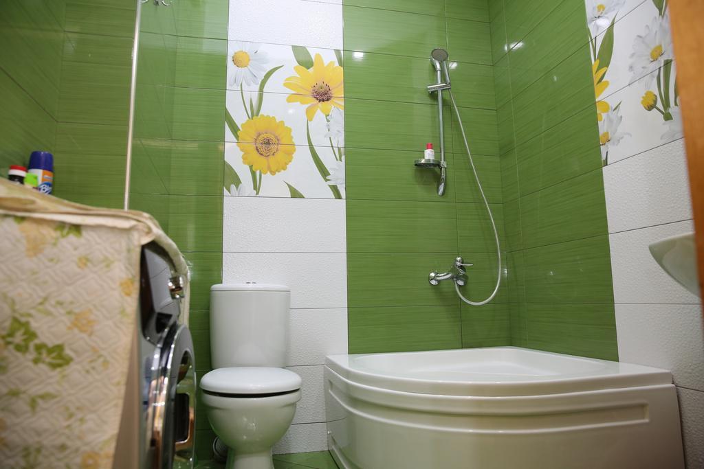 Tamuna Apartment Батуми Екстериор снимка