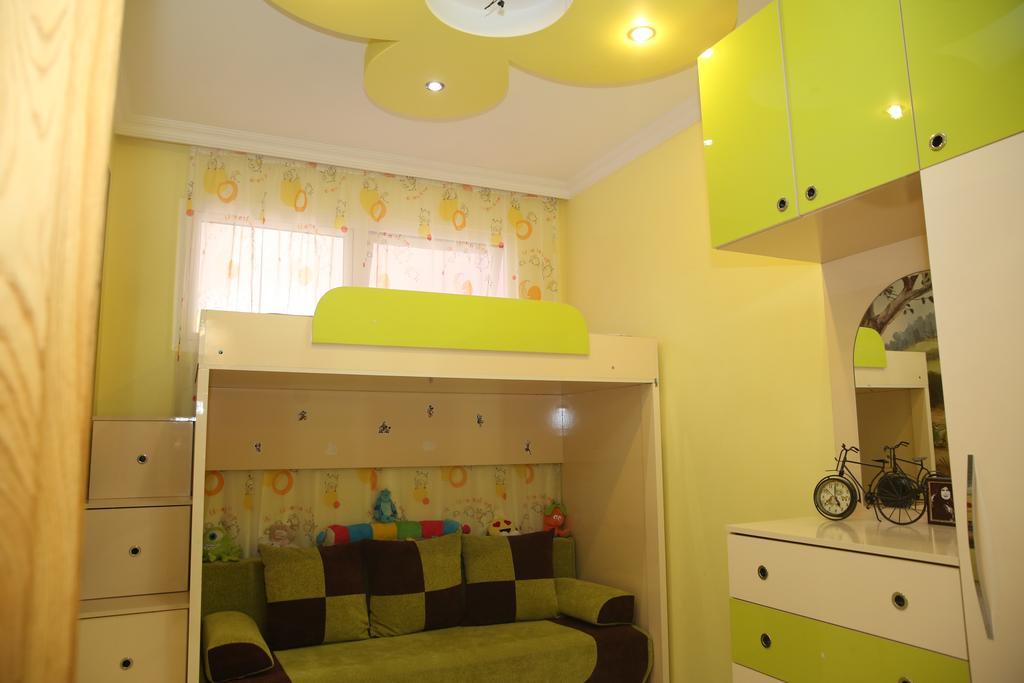 Tamuna Apartment Батуми Екстериор снимка