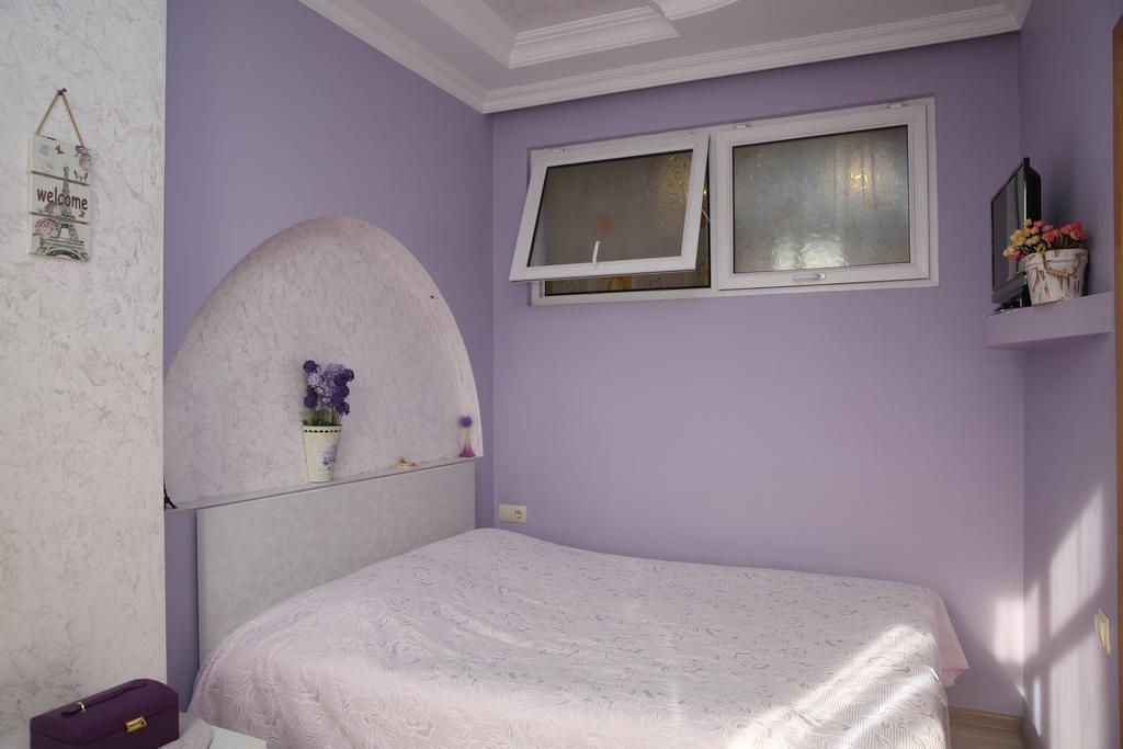 Tamuna Apartment Батуми Екстериор снимка
