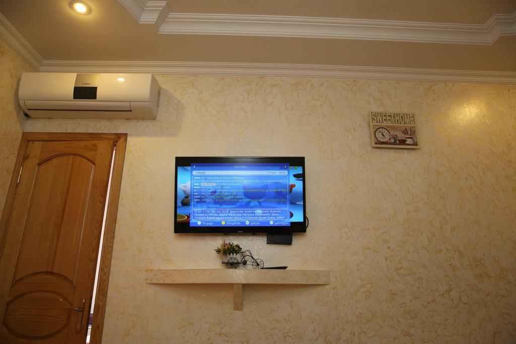 Tamuna Apartment Батуми Екстериор снимка